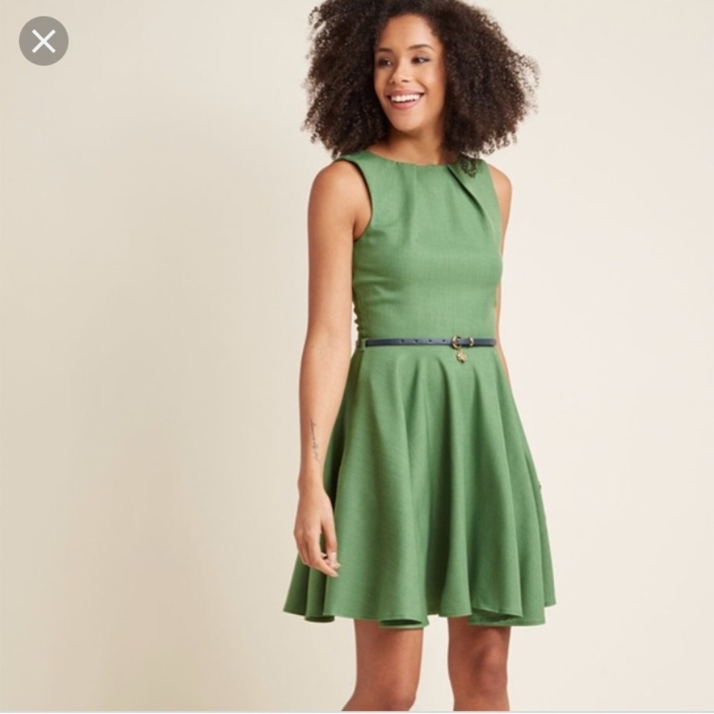 ModCloth Luck Be a Lady Dress in Emerald Green
